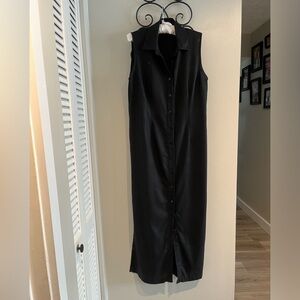 Chic Black Sleeveless Maxi Dress